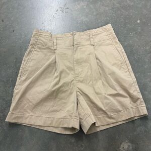 Women’s Brooks Brothers pleated shorts